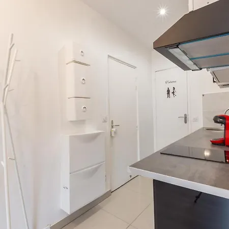 Apartament Sweethost - L'amazone - T2 Proche Gare & Disneyland Lagny-sur-Marne