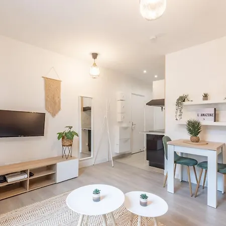 Sweethost - L'amazone - T2 Proche Gare & Disneyland * Lagny